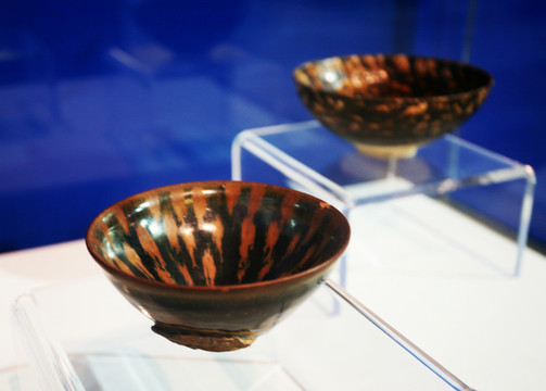 黑釉盞