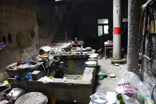 古鎮(zhèn)民居廚房