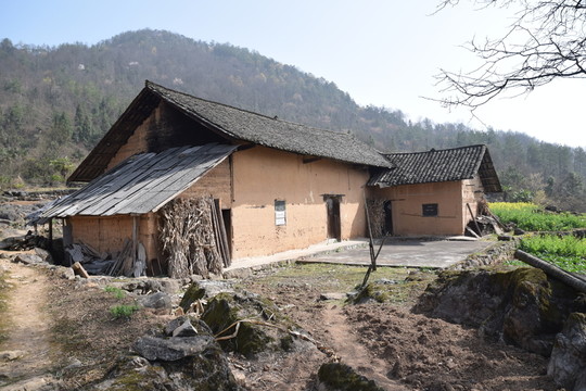 土坯房 布旗山 長(zhǎng)陽(yáng)