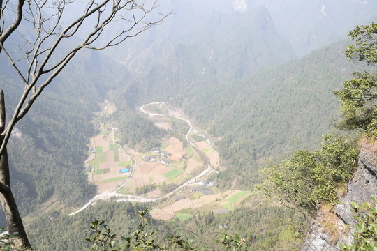 長陽 布旗山 大山
