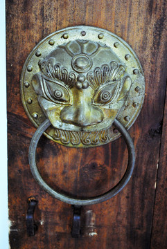 獅子頭門環(huán)