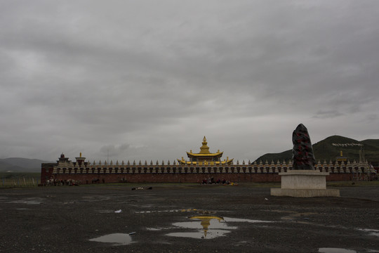 塔公寺