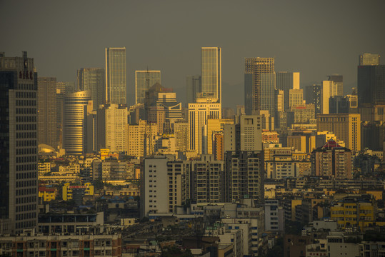 暮光中的城市
