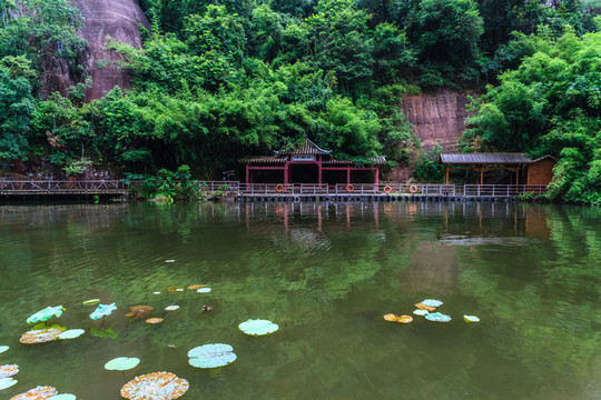 韶關(guān)丹霞山翔龍湖