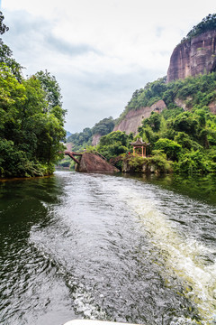 韶關(guān)丹霞山翔龍湖