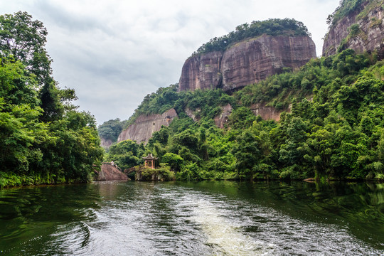 韶關(guān)丹霞山翔龍湖