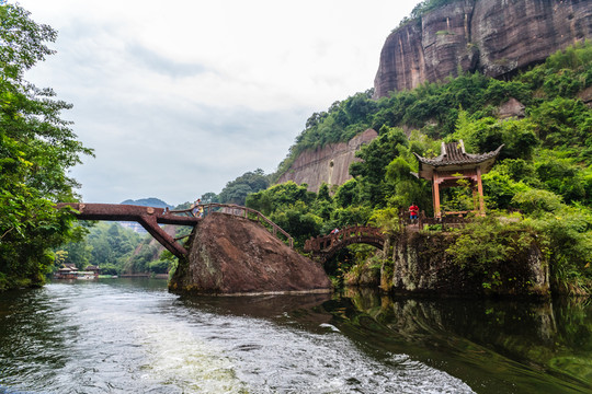 韶關(guān)丹霞山翔龍湖