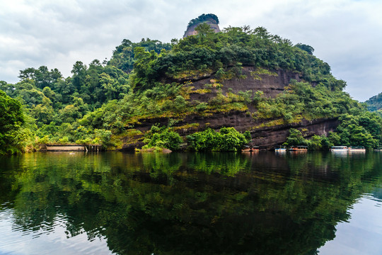 韶關(guān)丹霞山翔龍湖