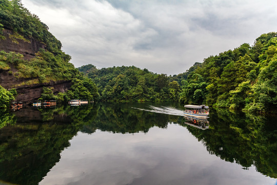 韶關(guān)丹霞山翔龍湖