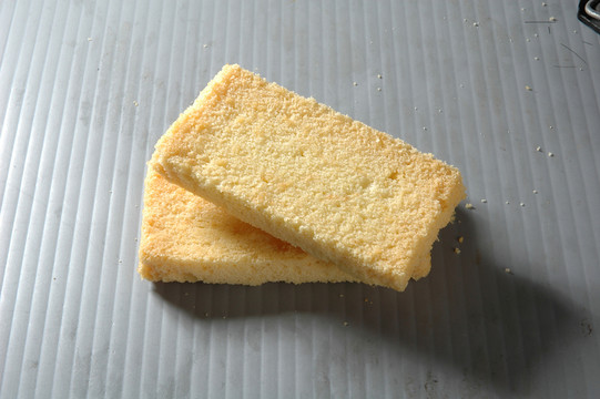 干蛋糕片