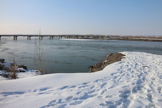橋 河