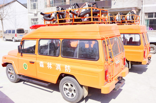 森林消防車(chē)