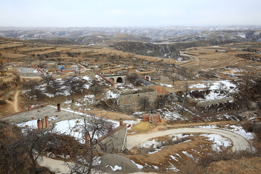 小山村