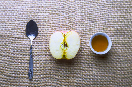 勺子蘋果茶
