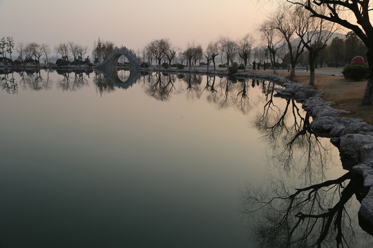 云龍湖