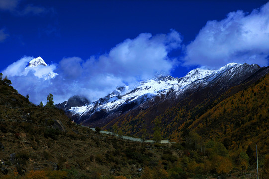 四姑娘山美景