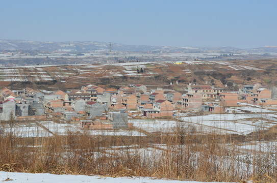 鄉(xiāng)村雪景