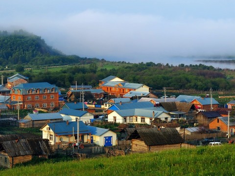 中俄邊境村莊早晨
