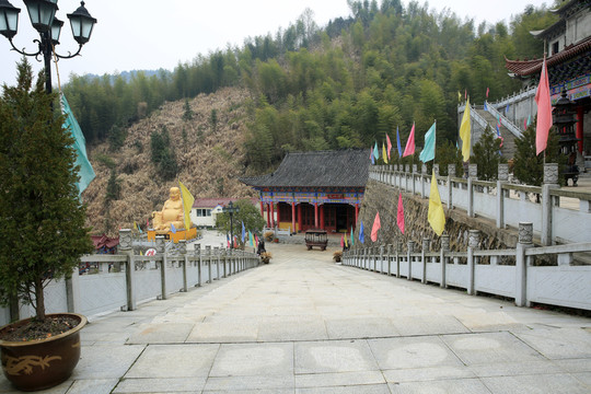 湖北通山觀音洞風光