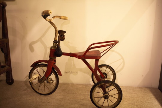 兒童車