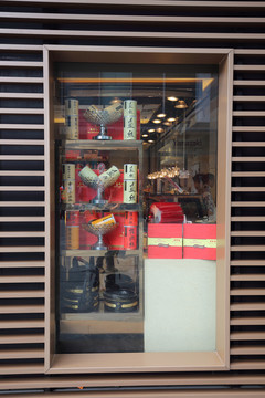 商場(chǎng)專賣店