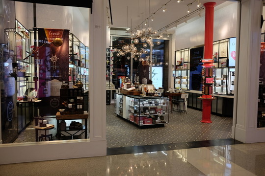 商場專賣店