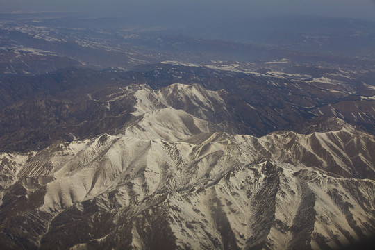 航拍雪山