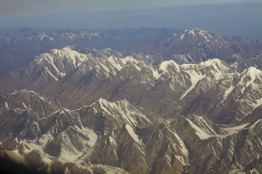 航拍雪山