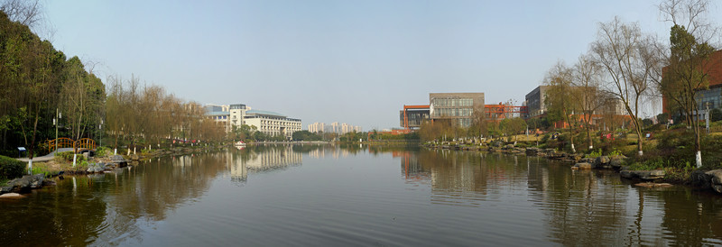 大學(xué)校園