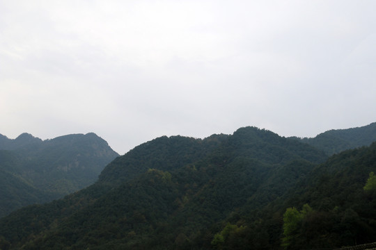 山脈