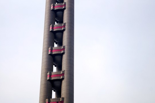 上海東方明珠廣播電視塔特寫