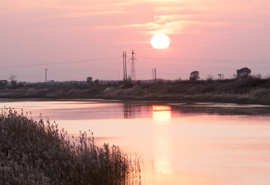 小河夕陽