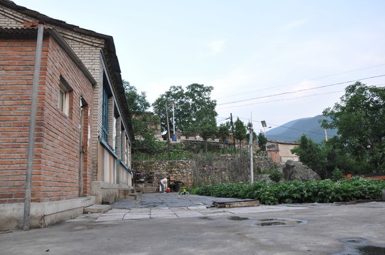 山中村落