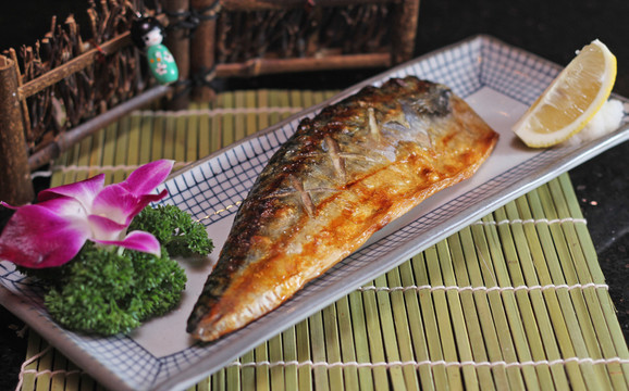 燒青花魚