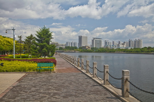 秦皇島