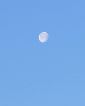月亮藍天