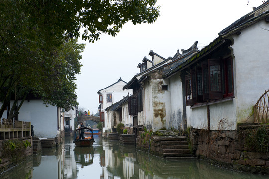 蘇州昆山周莊古鎮(zhèn)冬天雨景