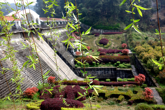 煙雨廊橋 堤壩 亭子 園林景觀