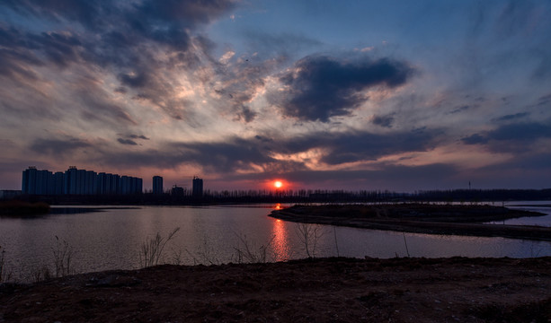 夕陽晚霞
