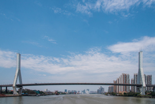 廣州鶴洞大橋全景