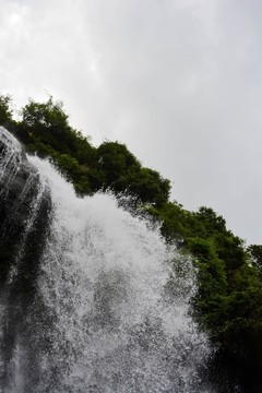 瀑布