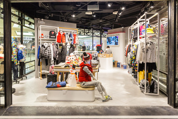 女裝專賣店
