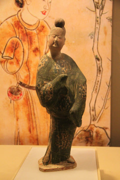 唐 三彩 男裝女俑
