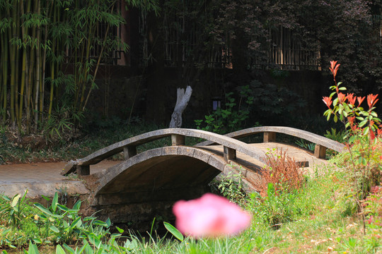 石拱橋