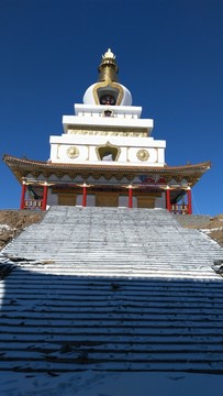 安民定塔