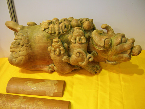 竹根雕獨(dú)角獸