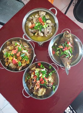 農(nóng)家燒四鍋