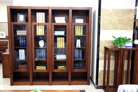 實木書柜