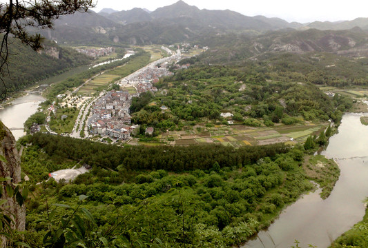 山谷小鎮(zhèn)