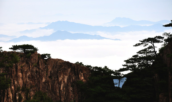 群山 云海